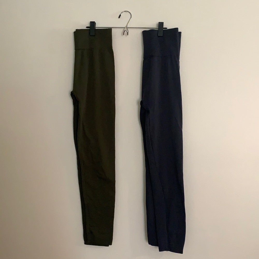 2 Pair of Leggings